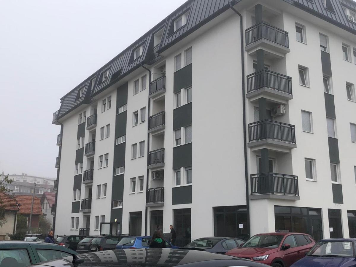 Appartement Flat Stan Mesa Selimovic à Zivinice Extérieur photo